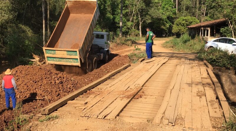 Prefeitura vai construir duas pontes novas